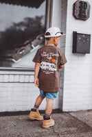 THE GOOD TIMES CAFE TEE - BROWN