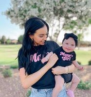 Mama (Retro) - Pink Design - Unisex Tee