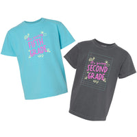 It's Giving (Choose Your Grade) - YOUTH Comfort Colors Tee